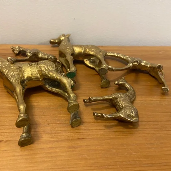 Vintage Brass Giraffes Set of 5 - Picture 5 of 9